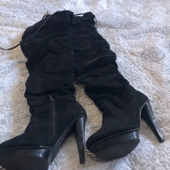Thigh high leather boots - Picture 1 of 5
